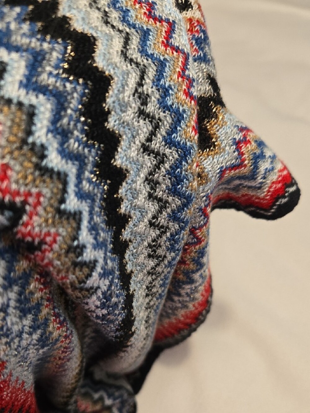 Missoni Multicolor Zigzag Knit CottonScarf with Fringe - Red, Blue, Black, White - Picture 7 of 11